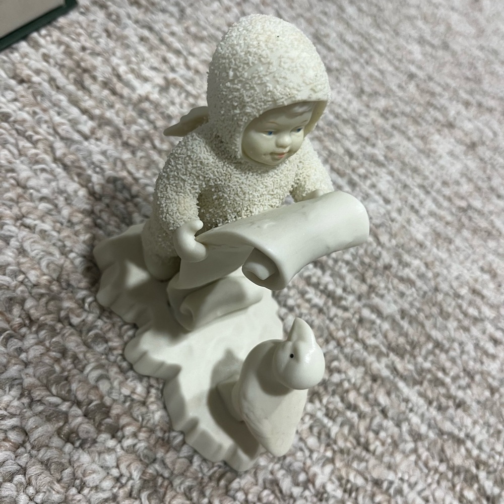 Winter Tales Snowbabies like new condition - Picture 3 of 4